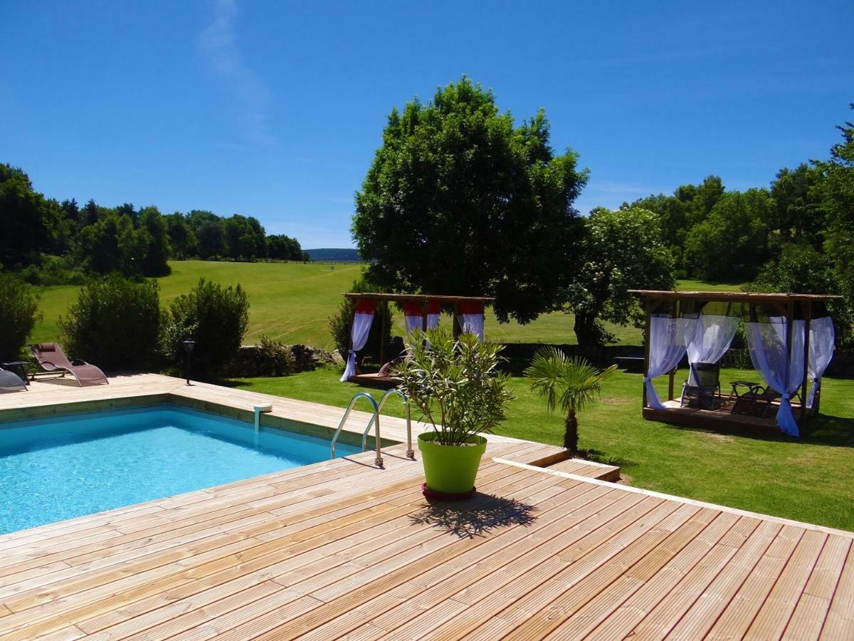 La Maison De Gilbert Jacuzzi Piscine Chauffee Gasthuis